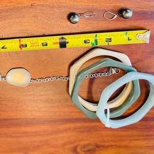 5 ITEMS Moon glow necklace, 3 70s style bangles,1 925 signed faux pearl earrings